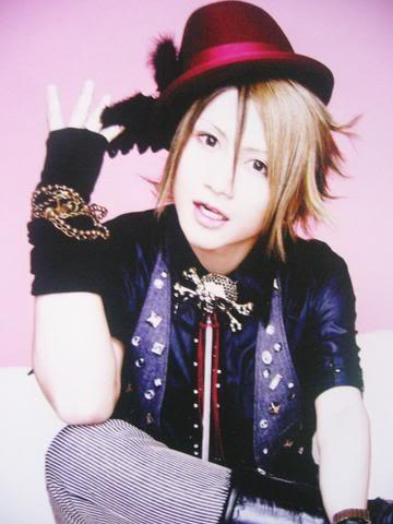 421212_347461715288793_1571214261_n