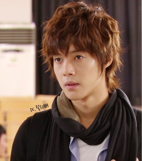  - Kim Hyun Joong