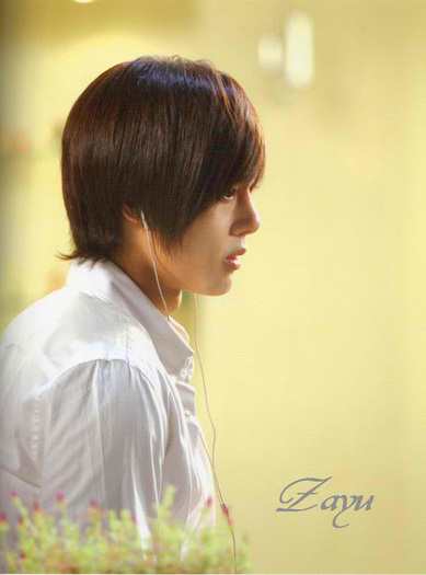  - Kim Hyun Joong