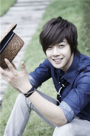  - Kim Hyun Joong