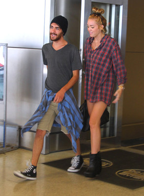 normal_6 - Picking Up Cheyne at Airport in Miami Florida 2012