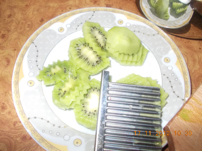 SI FRUCTELE PT TORT