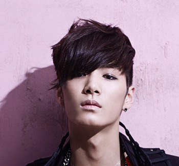 Mda.Eu trebuie sa merg undeva,mai vorbim.Pa.