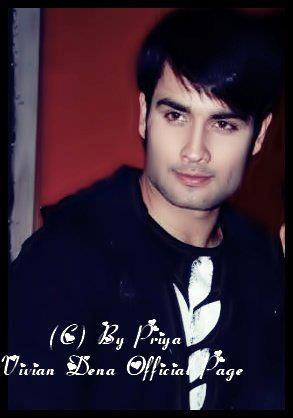 375887_102513923241685_1692960611_n - My prince Vivian