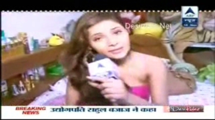00_06_23 - sara khan21