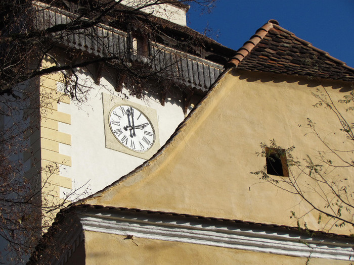 Apold - Trapold - Cetatile Sasesti din zona Sighisoarei