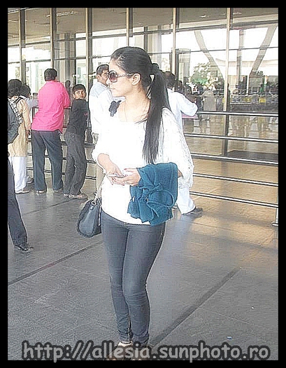  - Hina Khan Personal Pics 2012