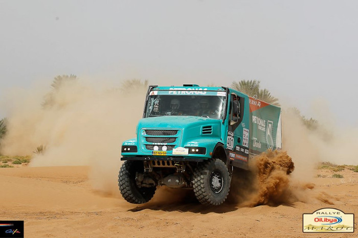 304491_10151363704136414_1463353686_n; iveco maroc racing
