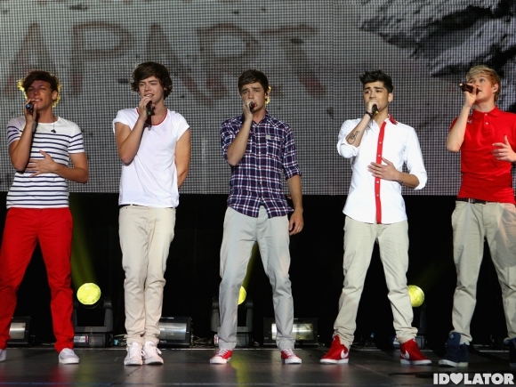 One-Direction-Performs-sydney-580x435 - one direction poze concerte