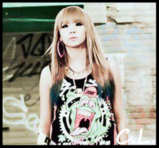 x. waa,Sull..esti geniala :))*hug* :x e buna si ideea asta..:))*4 BoA*