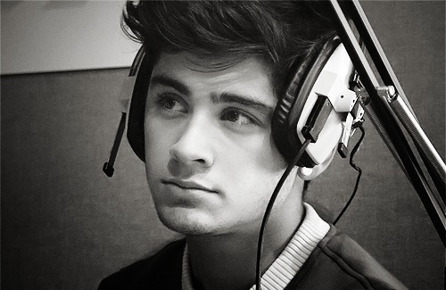 zayn-malik-headphones - zayn malik