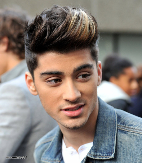 Zayn-Malik-ITV-Studios-2012-one-direction-32382558-1398-1600