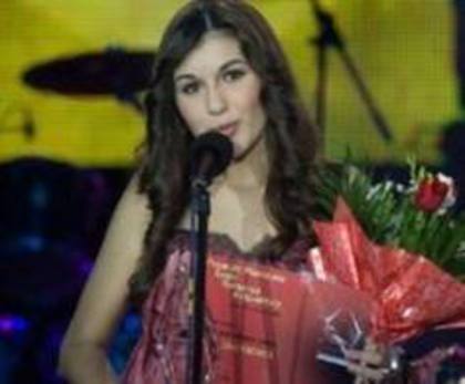 images (32) - Alina Eremia