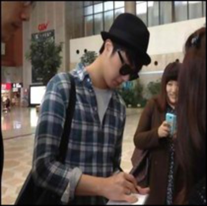 ★...Mersi mult`!<3 Deea` :x ... :x