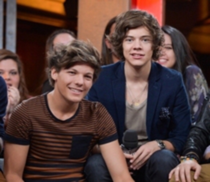 68532525_TIURKQQ2 - harry si louis