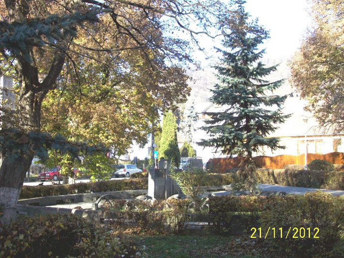 101_2456 - monumentul maiorului Constantin Isacov