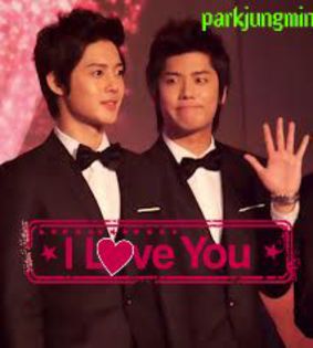  - Kim Kyu Jong si Kim Hyun Joong