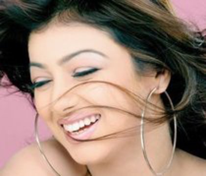 21868494_MVLTCUAKS - 18-Ayesha Takia