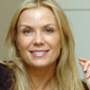 katherine-kelly-lang-230431l-thumbnail_gallery - Katherine Kelly Lang