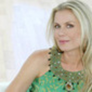 katherine-kelly-lang-835413l-thumbnail_gallery