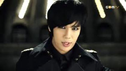  - Park jung min Not alone