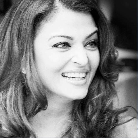 426609_10151150467477728_334612533_n