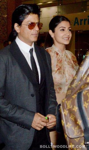  - Anushka at a press conference Jab Taak Hai Jaan