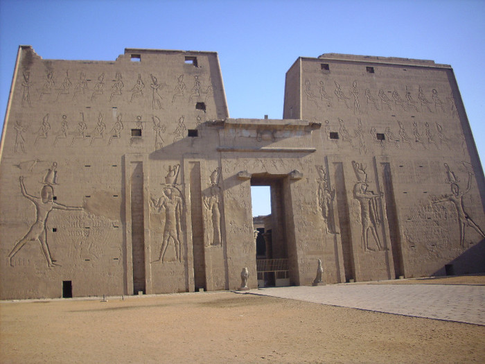 Edfu temple - Egypt