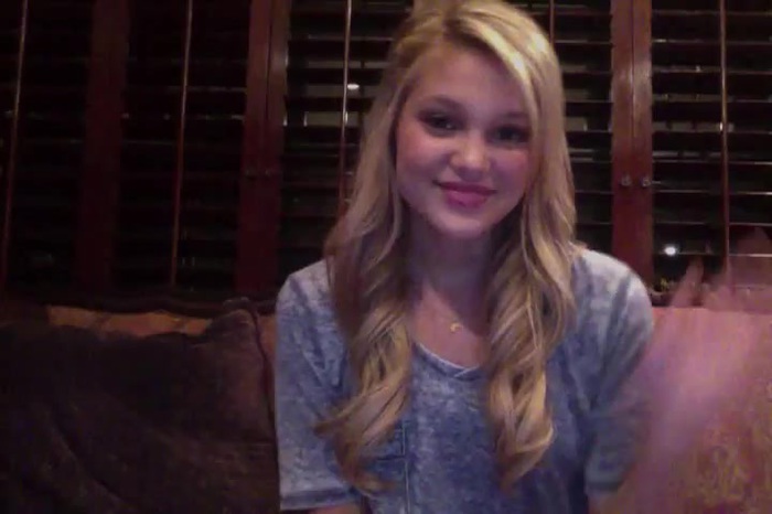 Ask OLIVIA HOLT a Question on KIDZBOP_com! 002