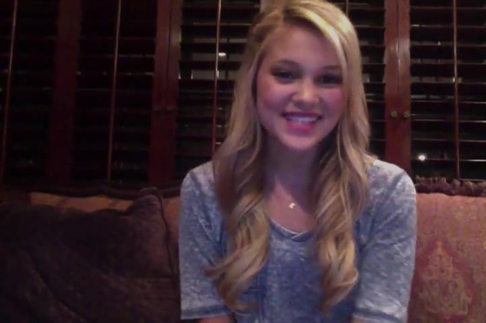 Ask OLIVIA HOLT a Question on KIDZBOP_com! 017