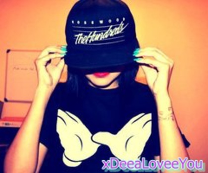 259833_177482675644466_3048419_n_thumb - 03 Joculetz cu intrebari