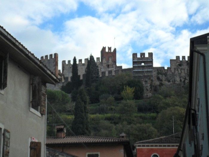 excursie 2012 162 - cetatea Suave - Italia