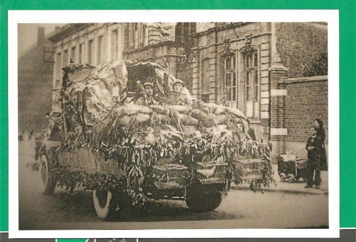 313639_2199130584000_25522475_n