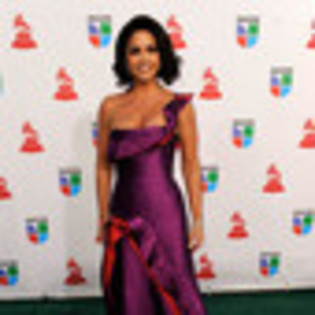 lucero-619218l-thumbnail_gallery