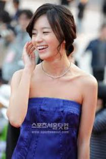 han hyo joo-Elena