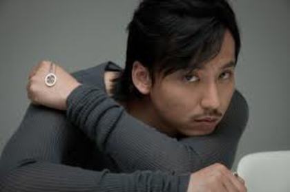 kim nam gil- proful de Religie