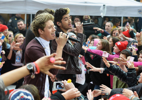 Niall Horan One Direction Performs NBC Today Umh7XwNgQ3zl - 1D concert today show