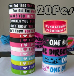  - one direction accesorii