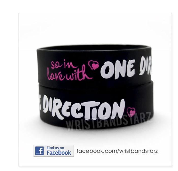 NLOVE1D19_WRISTBANDSTARZ_BLKPNK_01