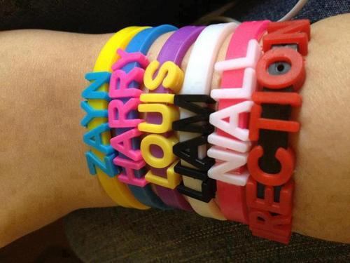  - one direction accesorii