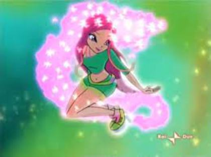 imagesCA7H0F8E - winx roxy