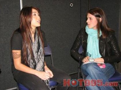 normal_11 - Talking to Sarah at Hot 99 5 Backstage on Tour