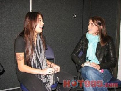 normal_16 - Talking to Sarah at Hot 99 5 Backstage on Tour