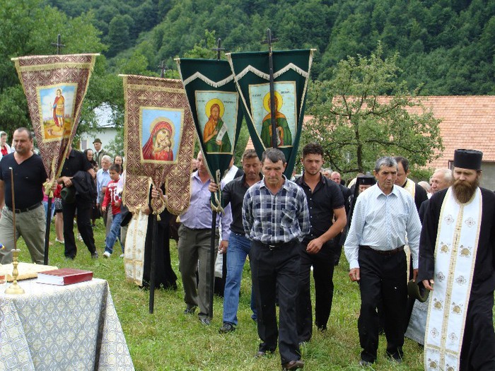 DSC07960 - 7____ ISTORIA UNEI BISERICI