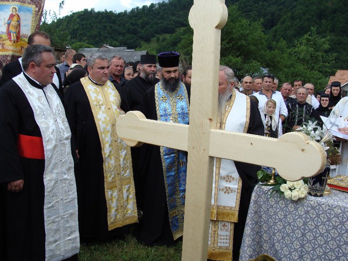 DSC08000 - 7____ ISTORIA UNEI BISERICI