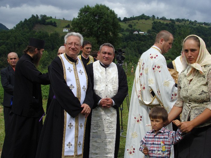 DSC08017 - 7____ ISTORIA UNEI BISERICI