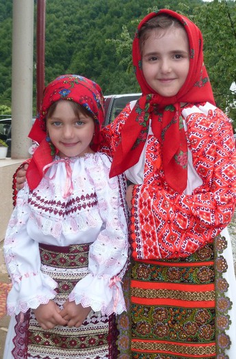 frumoasele... - 7____ ISTORIA UNEI BISERICI