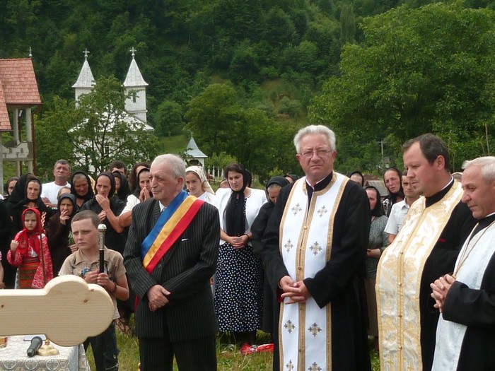 P1060649 - 7____ ISTORIA UNEI BISERICI