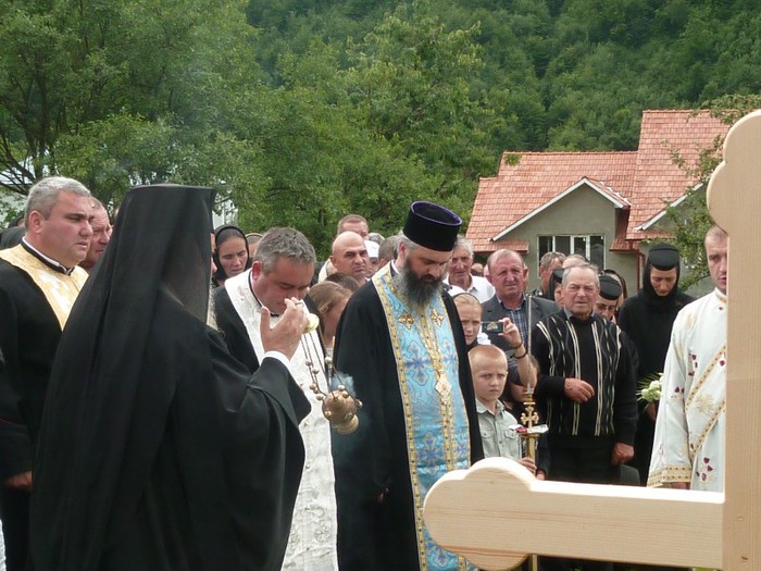 P1060650 - 7____ ISTORIA UNEI BISERICI