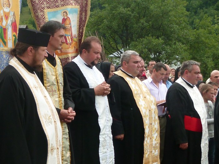 P1060651 - 7____ ISTORIA UNEI BISERICI